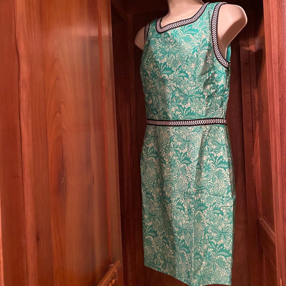 Esley Mint Green Floral Pencil Dress with Black and White Trim- NWT